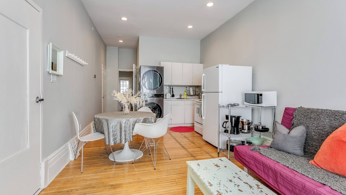 Palmerston - Little Italy Apartment | Light Filled Little Italy Suite w/Private Garden