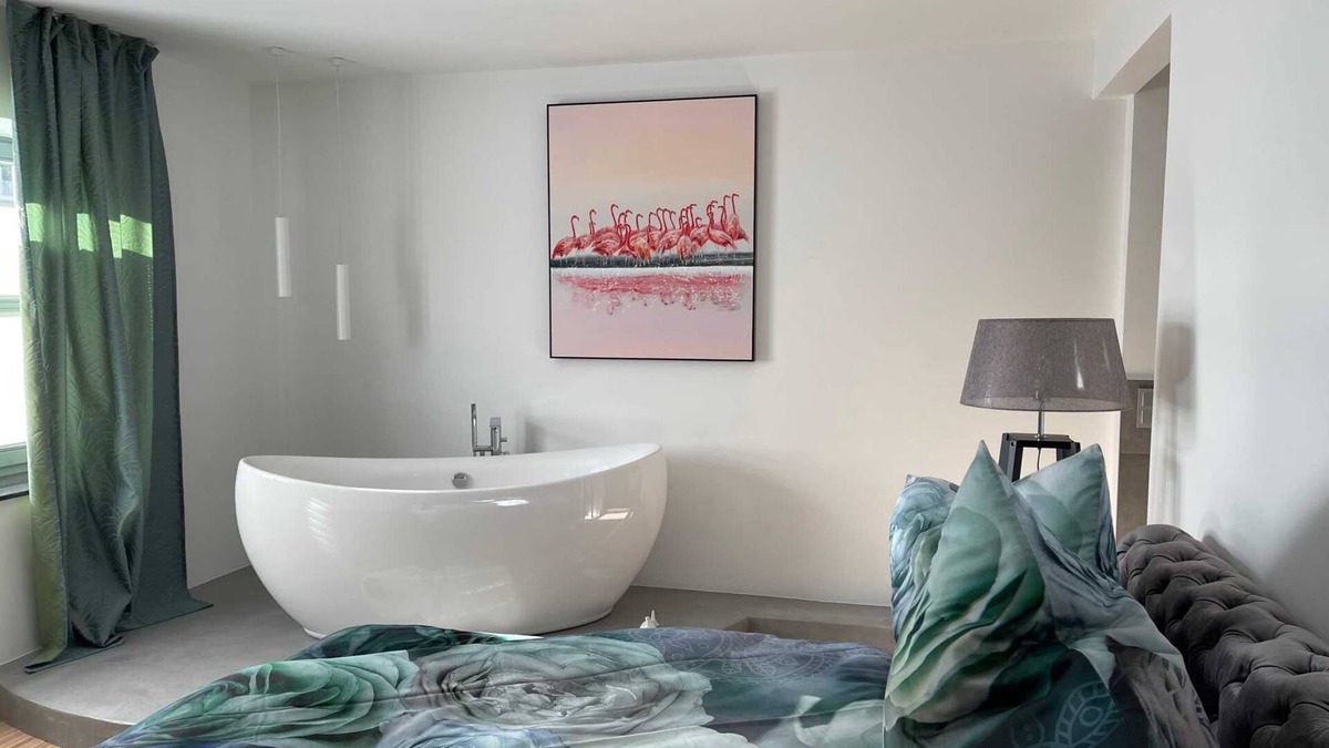 Guetersloh Apartment | Light-flooded designer apartment Gütersloh - 90 sqm - Light-flooded
