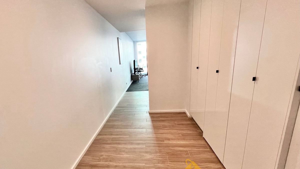 City East Apartment | Light & Lovely in Canberra's CBD - 1BR Apt w/Carsp