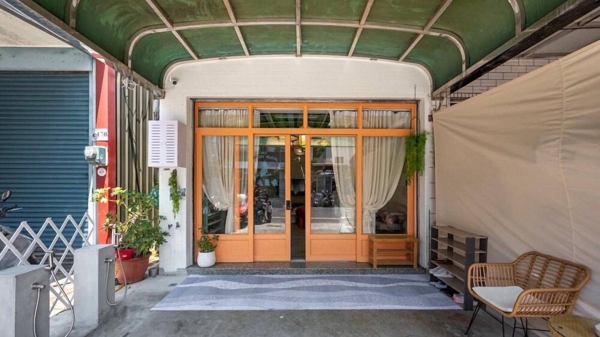 Liuqiu Bed & Breakfast | light of the dawn