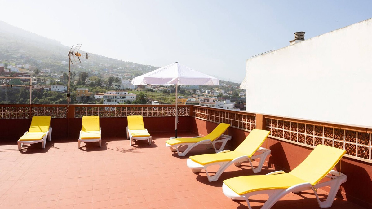 La Vera House | Lightbooking Family house, views of Teide, La Victoria