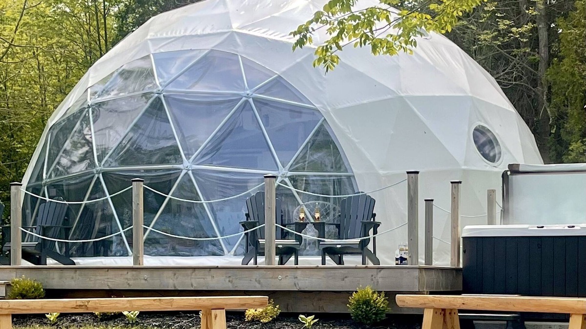 Grand Manan Island House | Lighthouse, Ferry and Sunrise view from a Geodome!