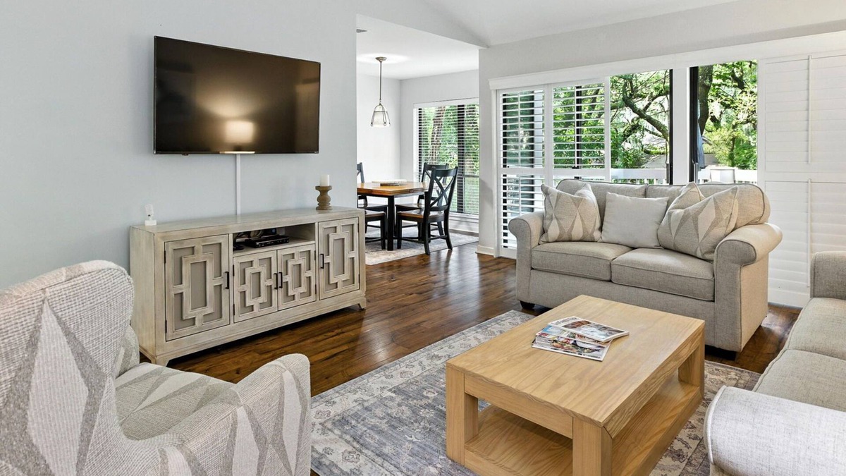 Sea Pines Villa | Lighthouse Tennis Villas - Walking Distance to Harbor Town/Shops at Sea Pines