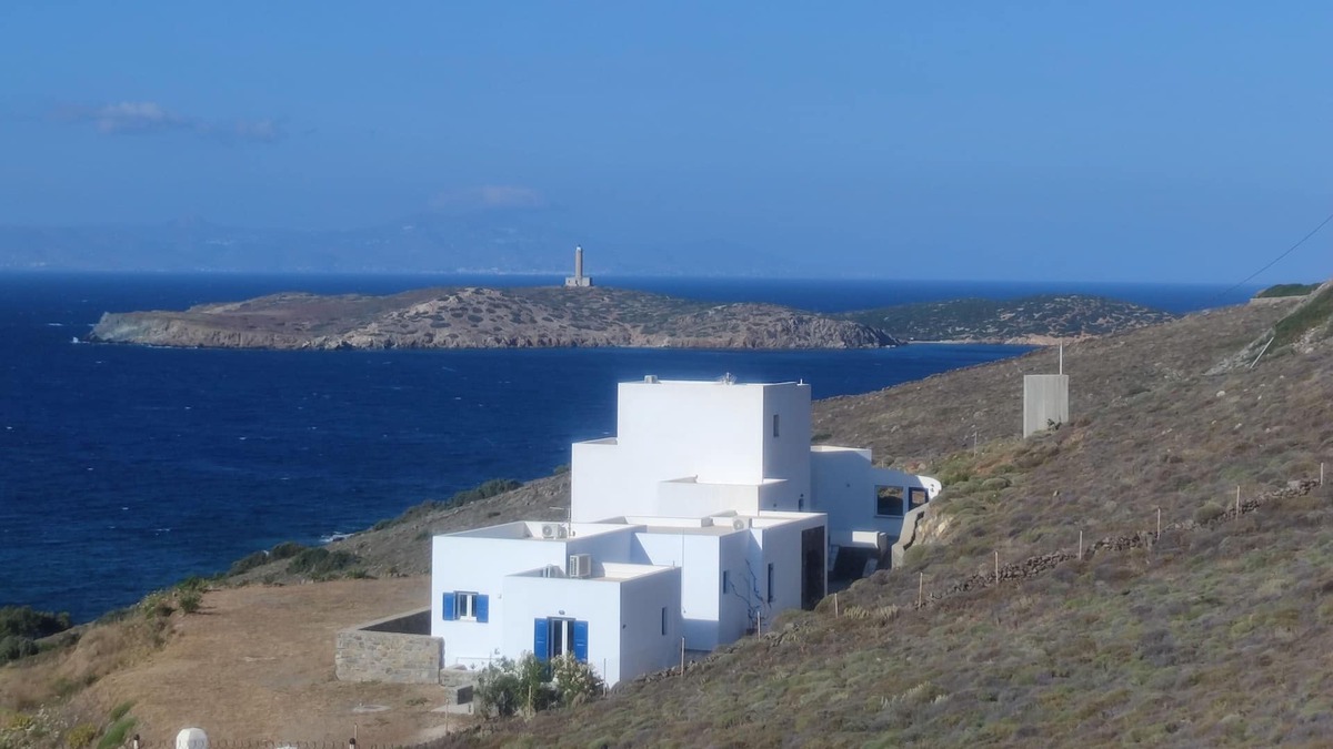Azolimnos Villa | Lighthouse View Syros-103sq.m villa near azolimnos.