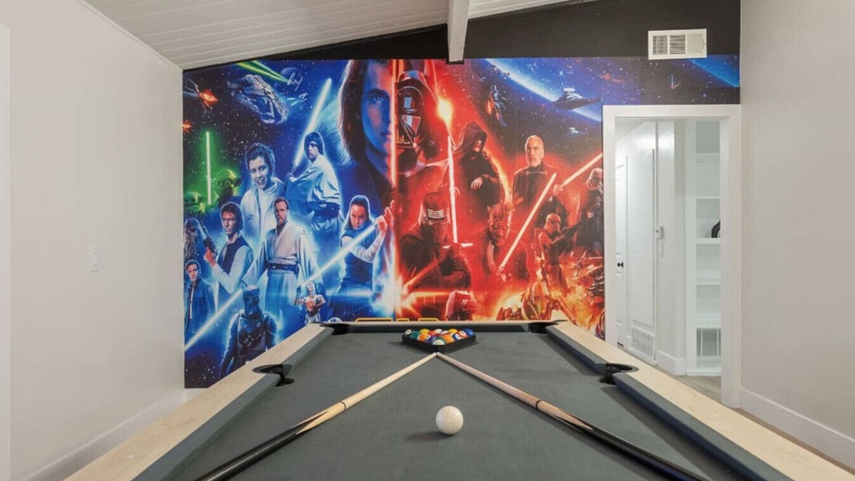 Southwest Anaheim House | Lightsaber Lounge-Hot Tub-Billiards-10mnstoDisney