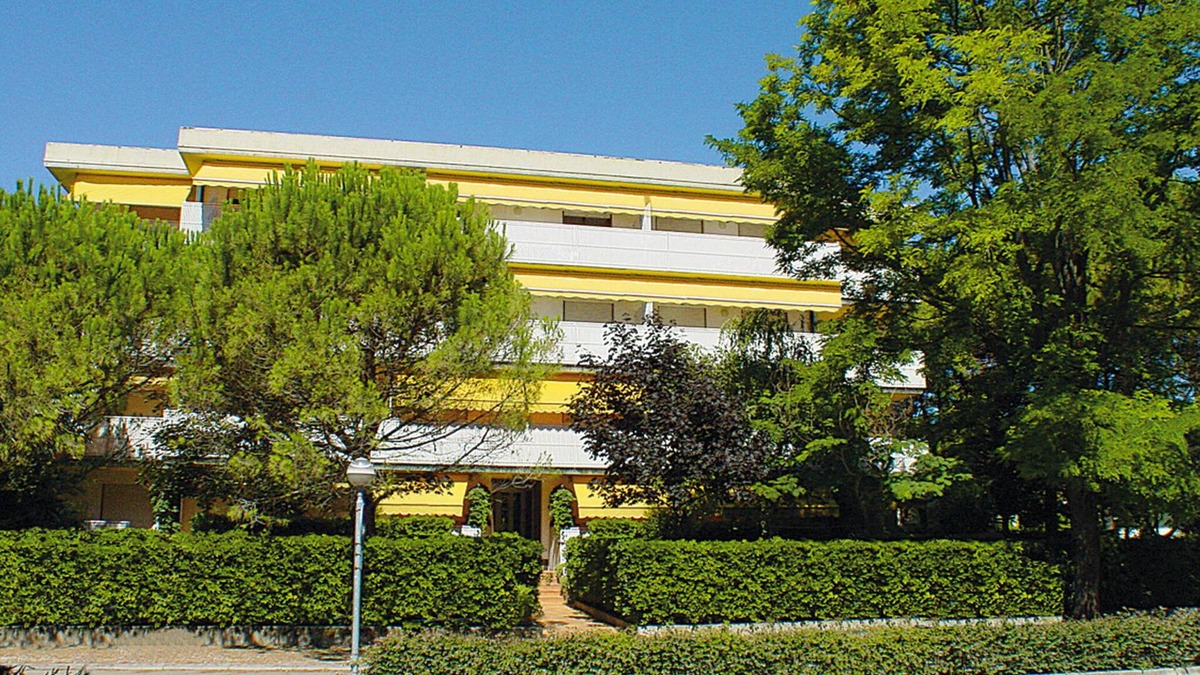 Lignano Riviera Apartment | Lignano, apartment with living room and bedroom - B -