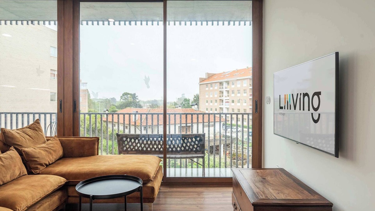 Senhora da Hora Apartment | Liiiving in Matosinhos - Warm Vintage Apartment