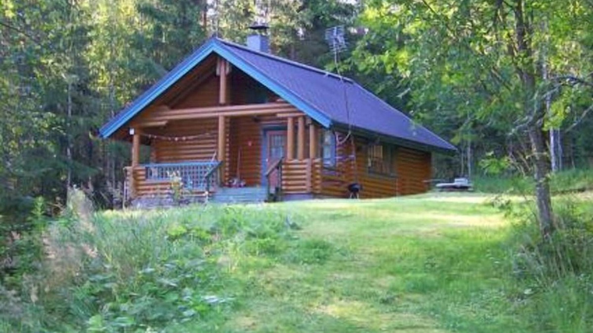 Aanekoski House | Liisan Pirtti by Interhome