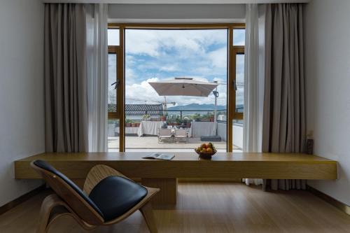 Gucheng House | Lijiang Pinwenju Light Luxury Smart Audio and Video Hotel B&B Gucheng Branch