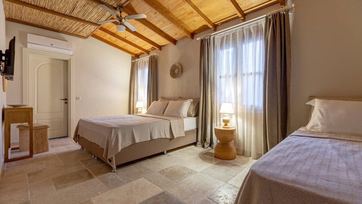 Tokoglu Hotel | Lika Alacati