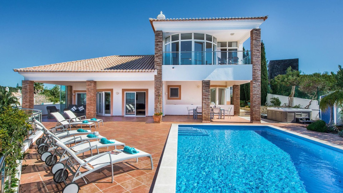 Patroves Villa | Lila - Stunning sea views from this villa with infinity pool