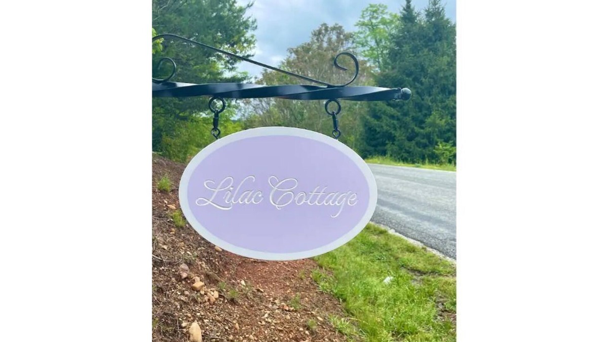 Norwood House | Lilac Cottage - Sleeps 8