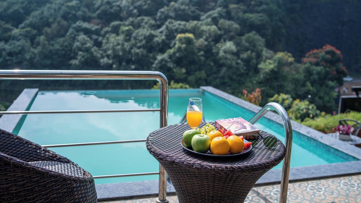 Peermade Hotel | Lilac Hills Resort