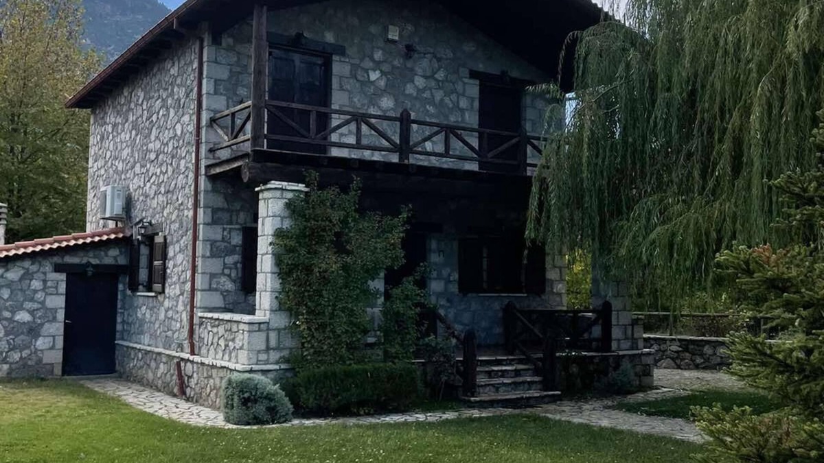 Lilaia Cottage | Lilea Country House Stone Traditional Villa