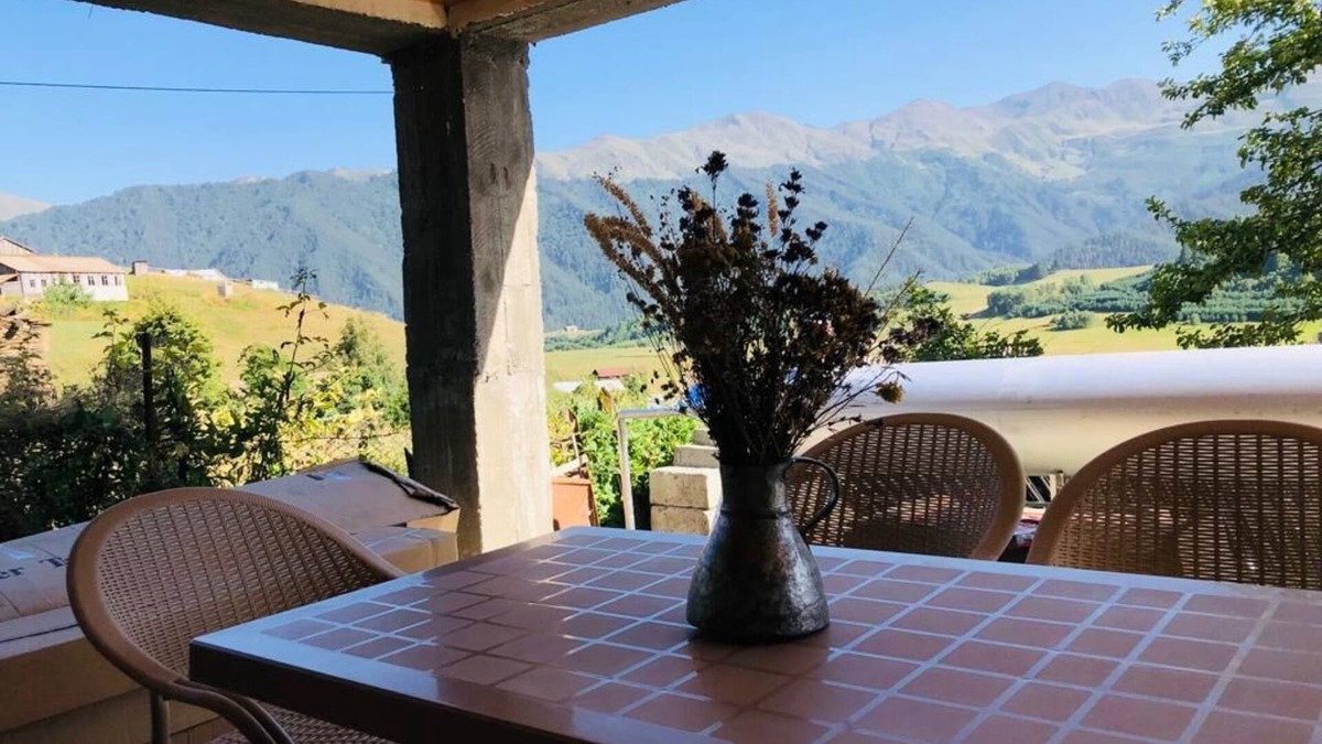 Omalo House | Lileo