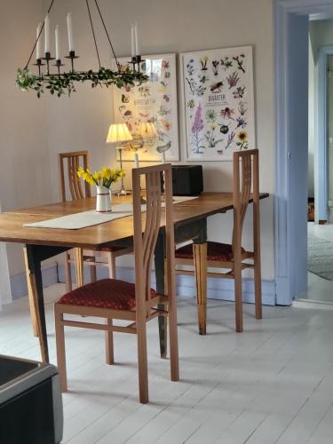 Larbro House | Lilla Taksten