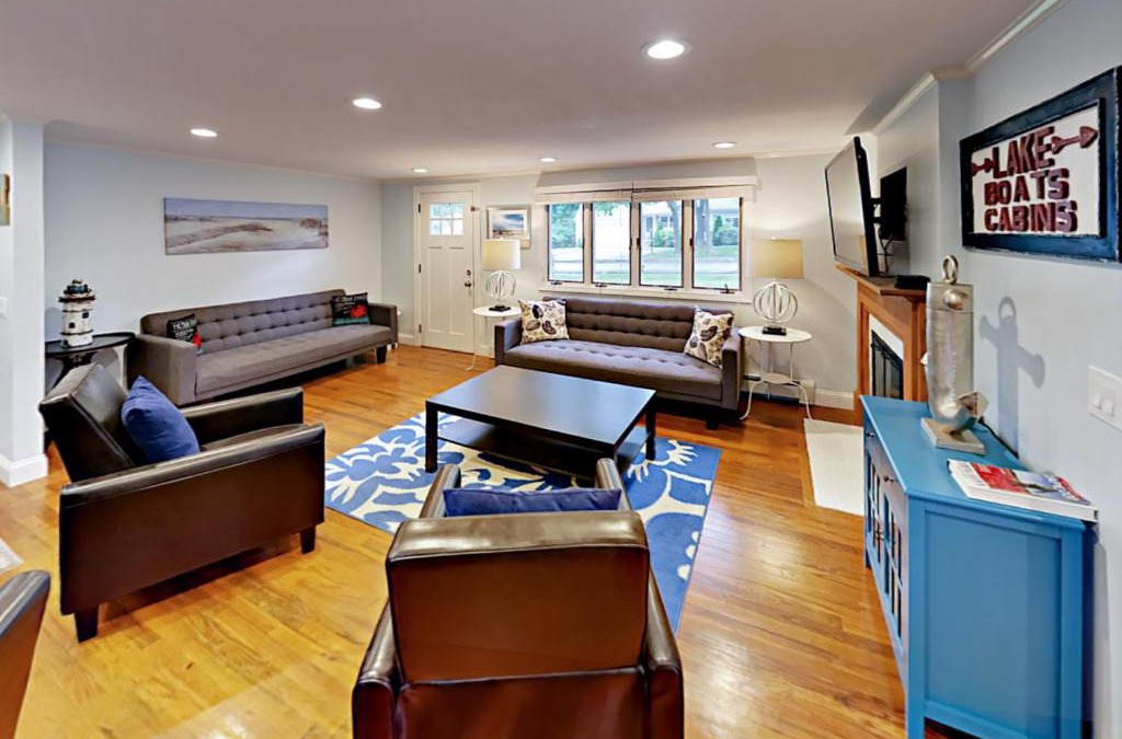 Dennis House | Lilly Pond Place