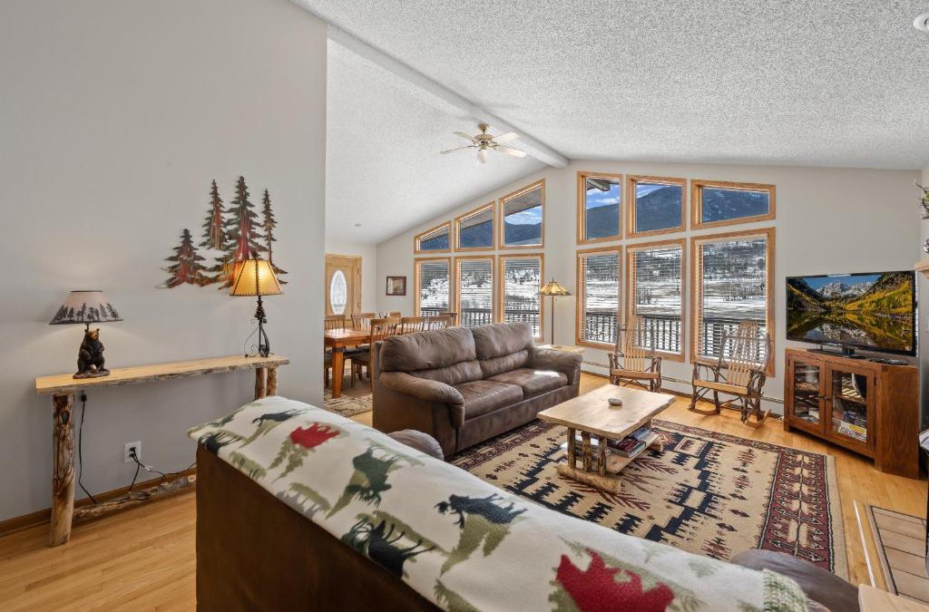 Estes Park House | Lily Mountain Lodge - Amazing Mountains Views, Private Hot Tub, Great Location