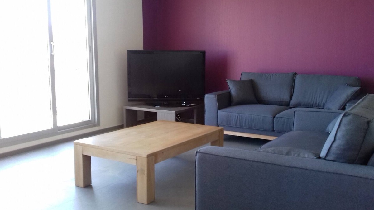 Cerizay Apartment | Lily-rose apartment 20 mins from Puy du Fou 8 pers.