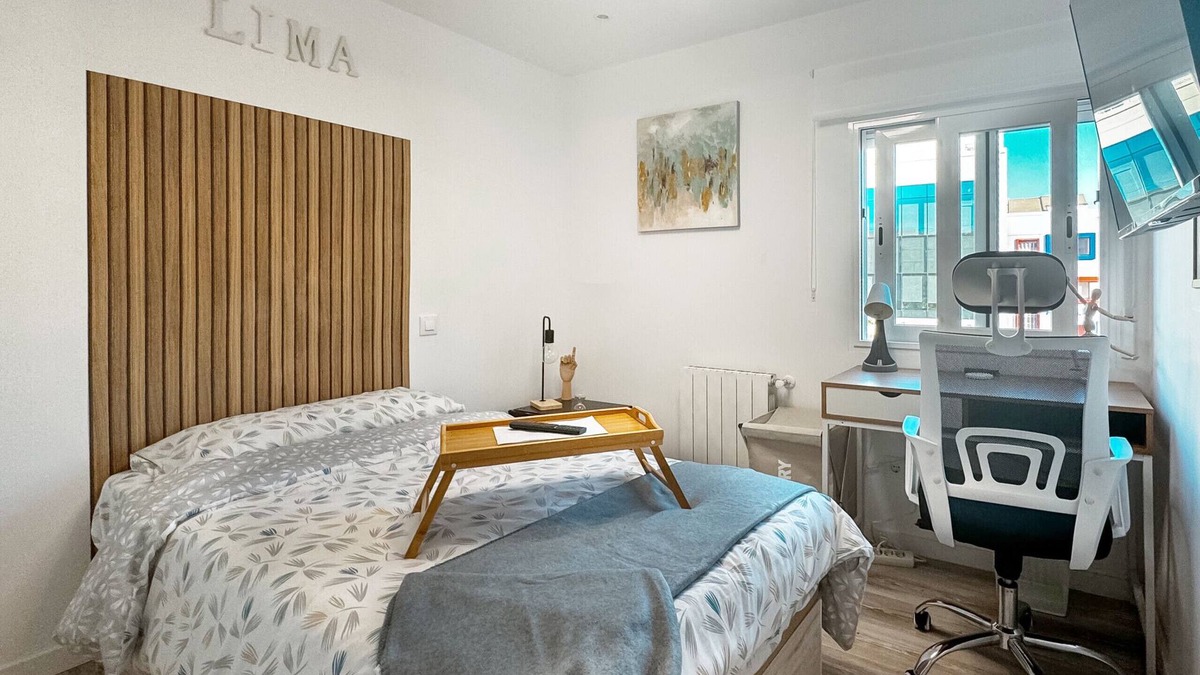 Simancas Bed & Breakfast | Lima: perfect room to live and share in Madrid