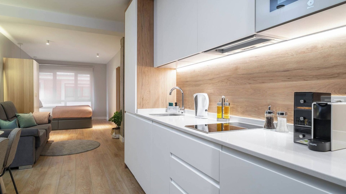 Castanos Apartment | Limehome Bilbao Tristan de Leguizamon
