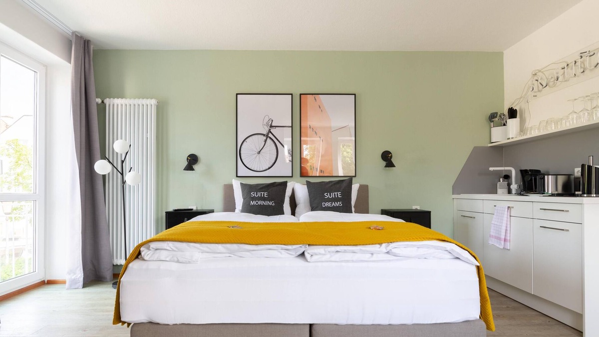 Munchen District Apartment | limehome Garching Bürgermeister-Amon-Str |Suite XS