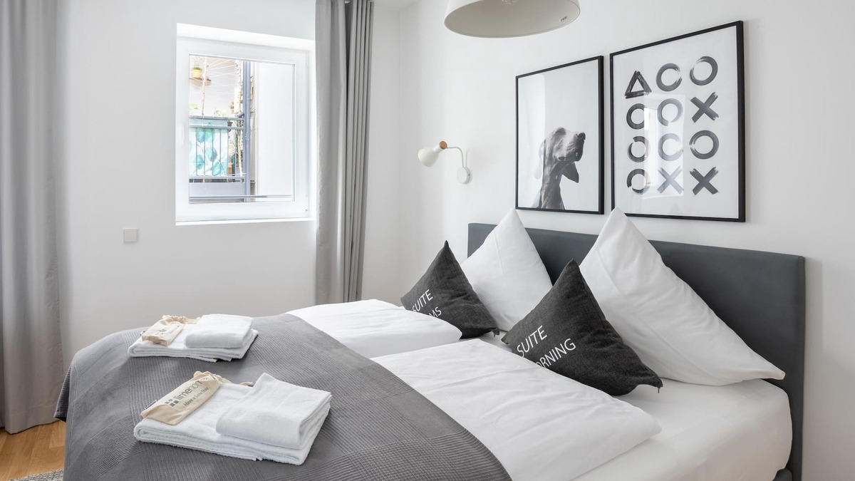 Zentrum-West Apartment | limehome Leipzig Jahnallee|Suite L+balcony+sofaBed