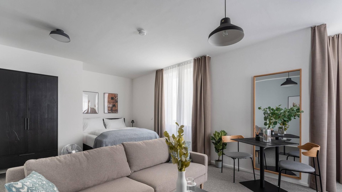 Innere Stadt Apartment | limehome Linz Friedrichstr | Suite XXL