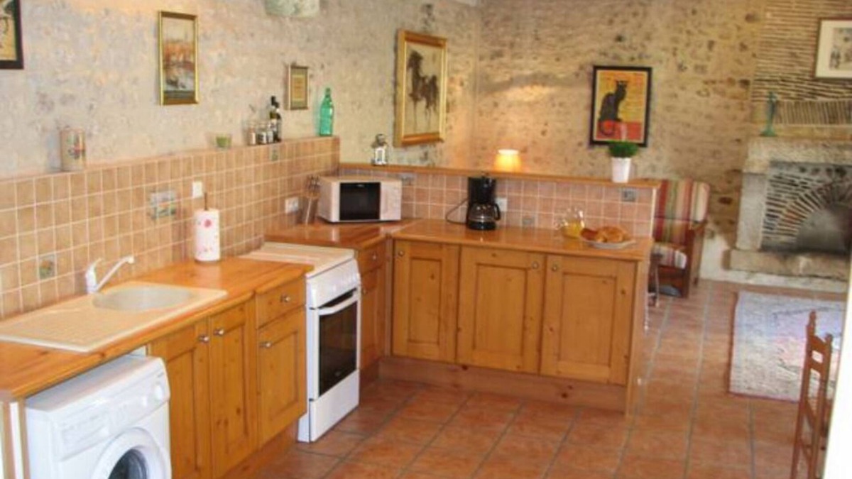 Salles-Lavalette Cottage | Limerac child-friendly cottage, heated pool, toddler's pool & wheelchair access.