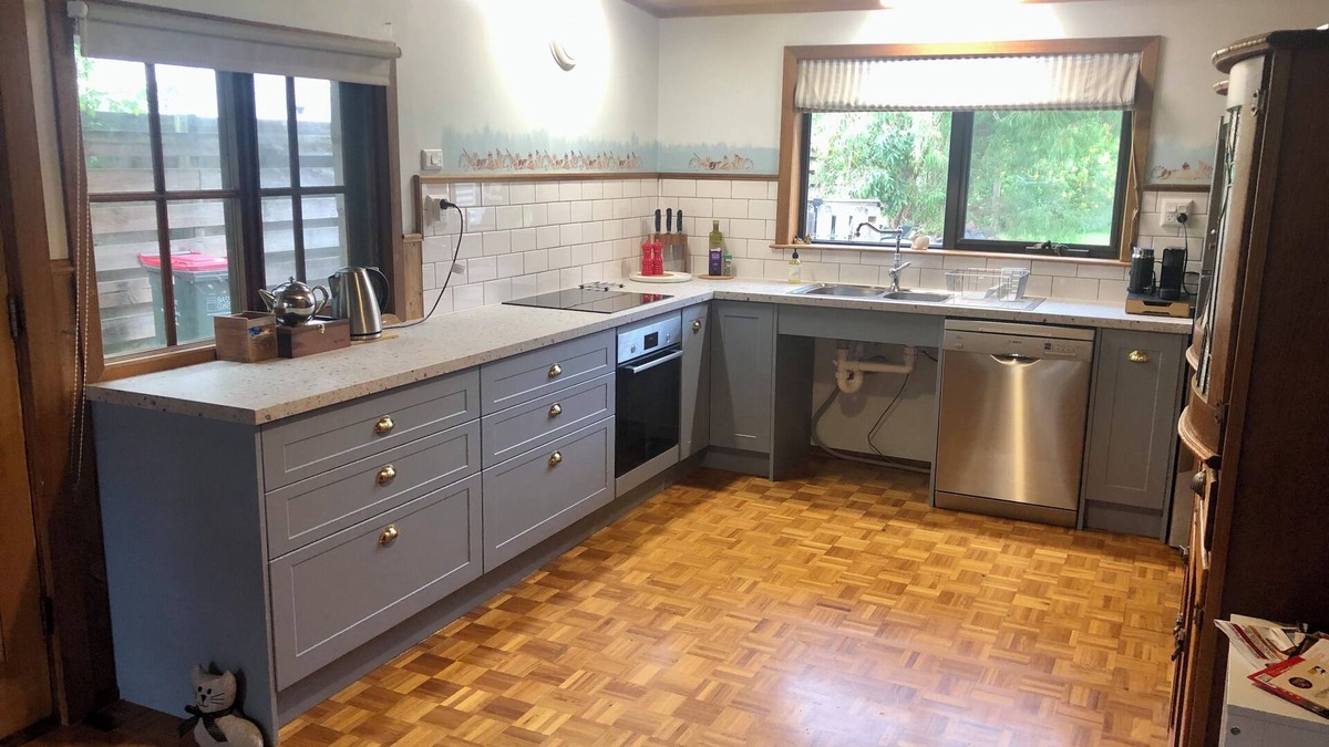 Cape Woolamai House | Limestone Cottage 2 minute walk to the family beach, 2 min drive to surf beach