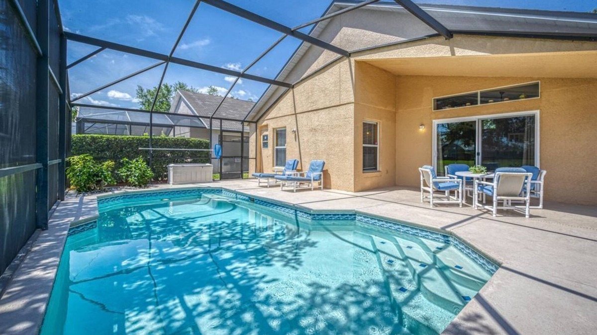 Lake Berkley Villa | Limited September Dates | Tranquil 3BR Villa Near Disney
