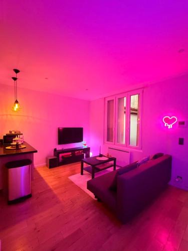 Le Perreux-sur-Marne Apartment | LIMITLESS - La House Interdite