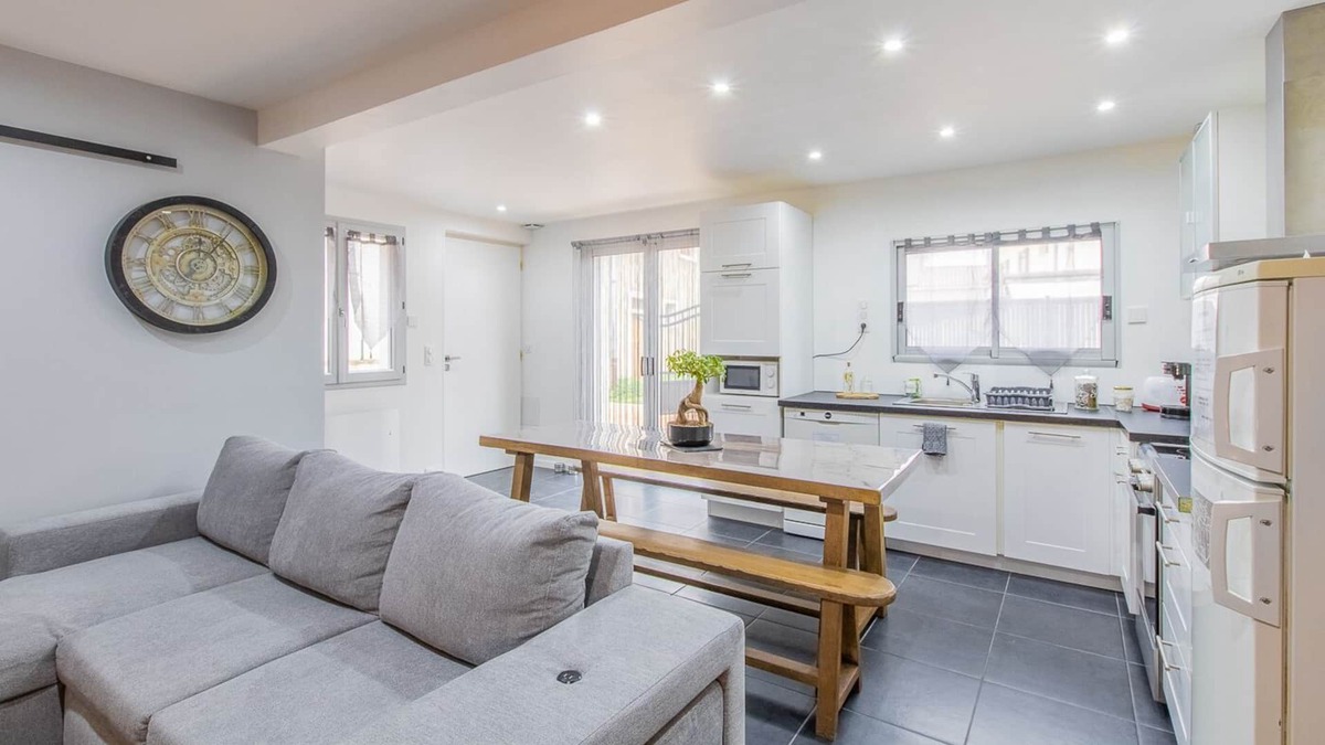 Sennecey-le-Grand House | Limprévu - Sennecey LE Grand