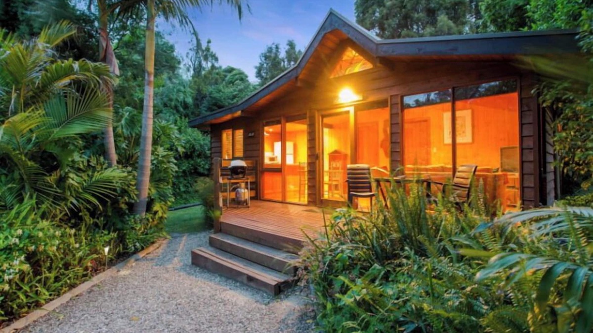 Mallacoota Cottage | Lin Cottage - 8 Mortimer Street