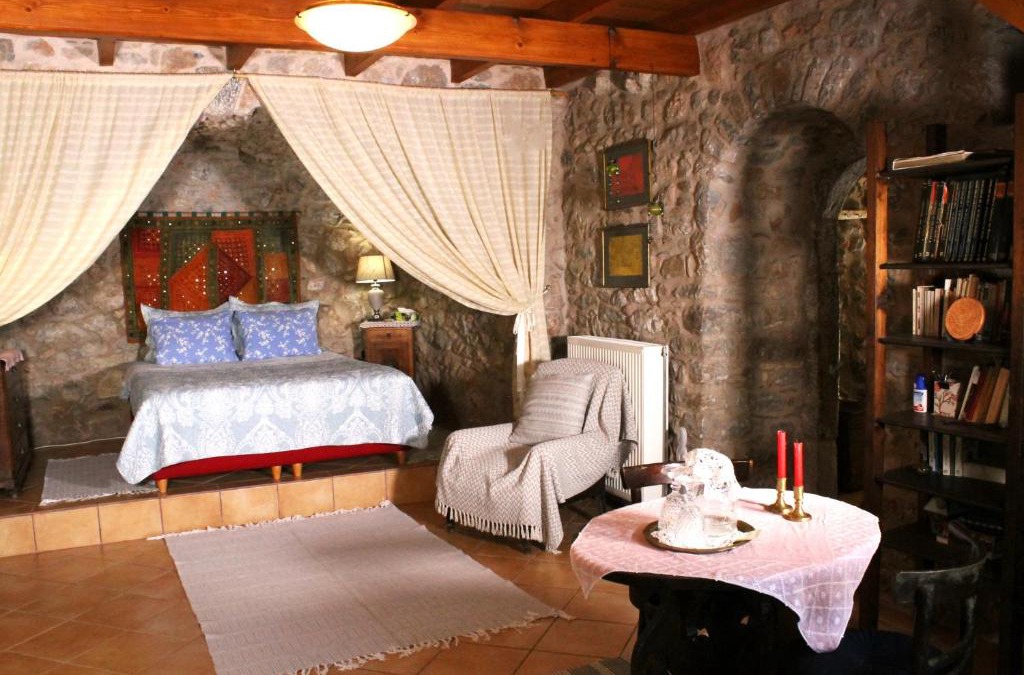 Diasella Apartment | Lina's Art and Stone Studio