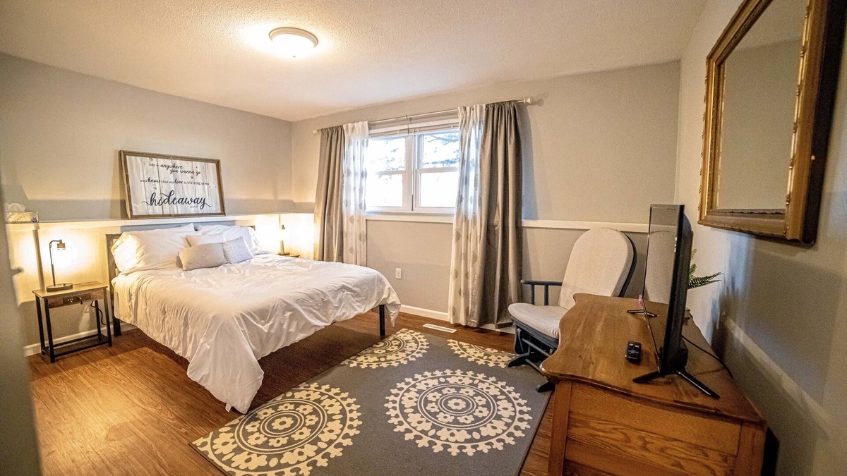 Nevada Apartment | Lincoln Highway Hideaway