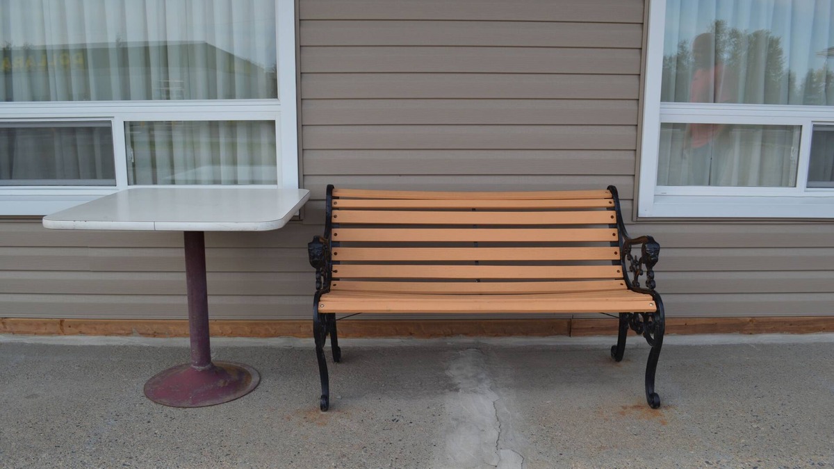 Sturgeon Falls Hotel | Lincoln Motel