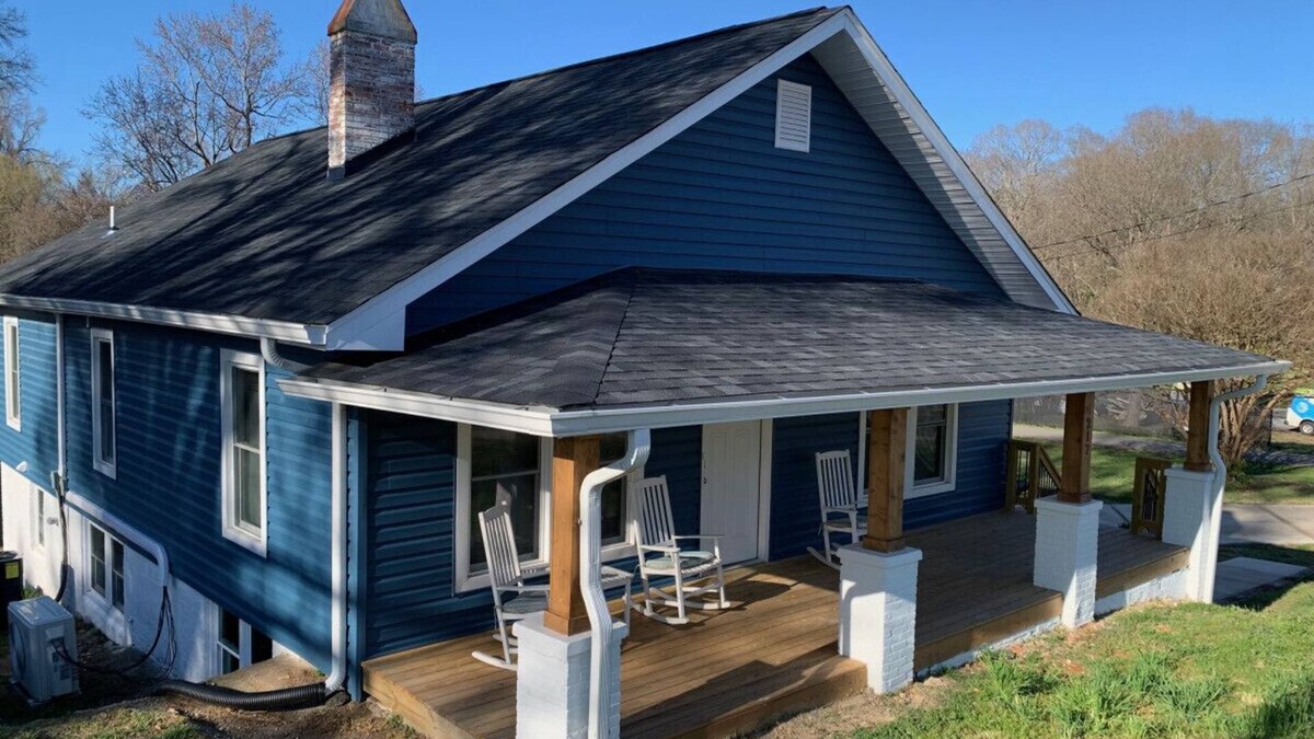 Lincolnton House | Lincolnton Rail Trail Downtown Family Home | Newly Renovated Walk to Main Street and Splash Park!