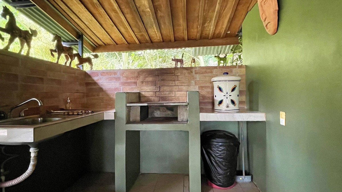Las Horquetas Cottage | Linda cabaña rústica en Sarapiqui de Heredia con piscina y wifi