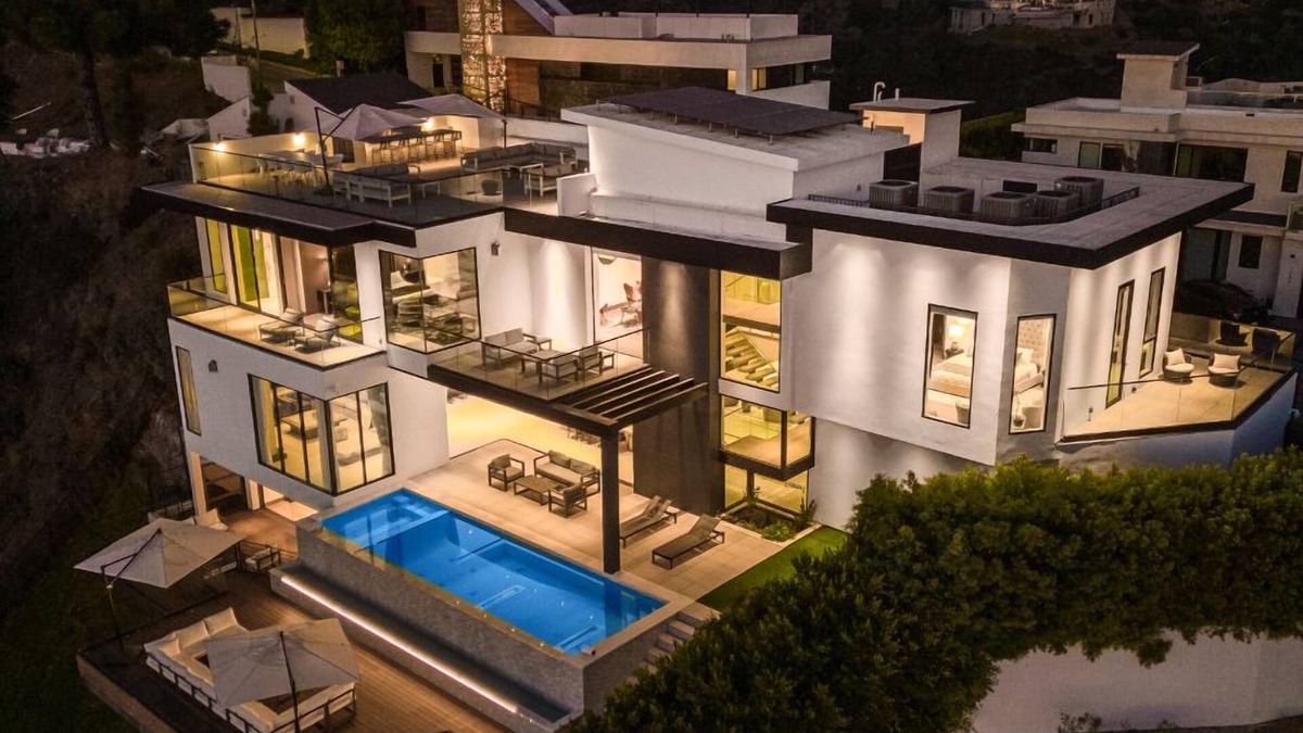 Bel Air Villa | Linda Flora Modern Estate- Stunning Bel Air Modern Masterpiece