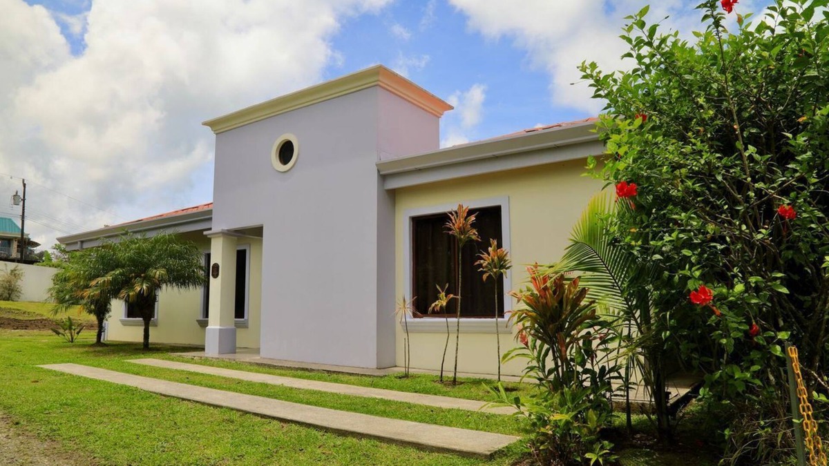 Arenal House | Linda Vista Nuevo Arenal