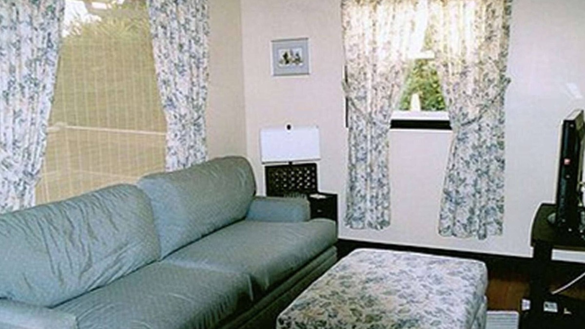 New London House | Linden Homestead: King Bed Cottage on Century Farm Property