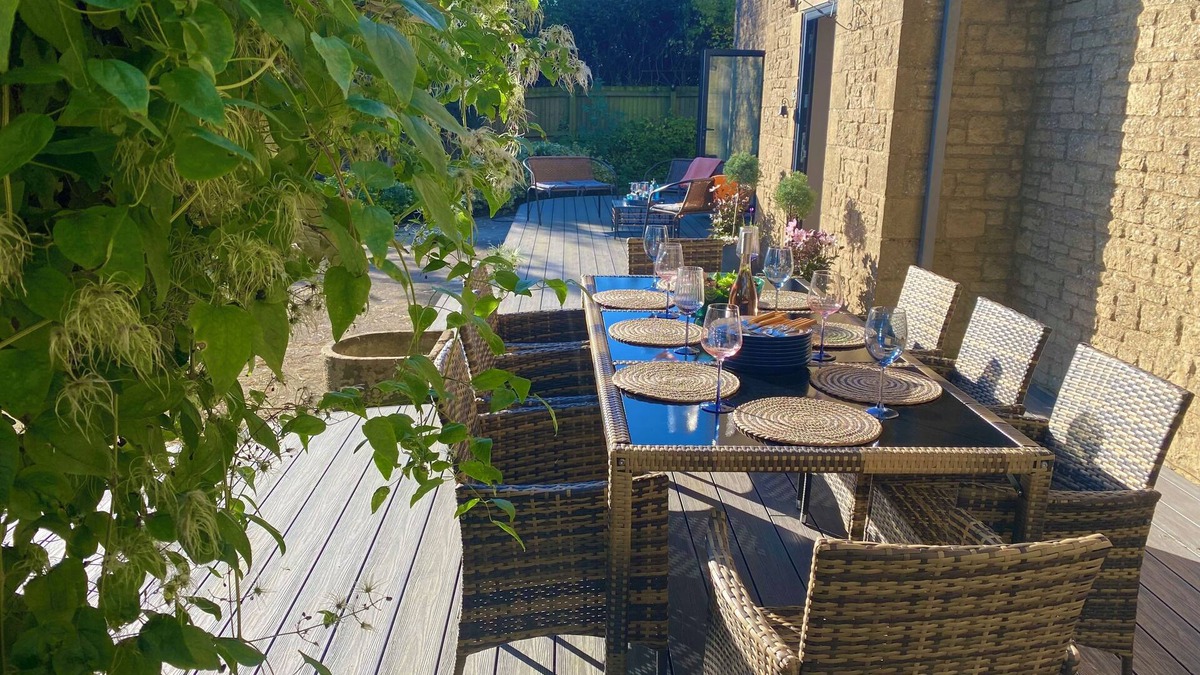 Kingscote House | Linden House at Walnut Farm, Kingscote, Cotswolds