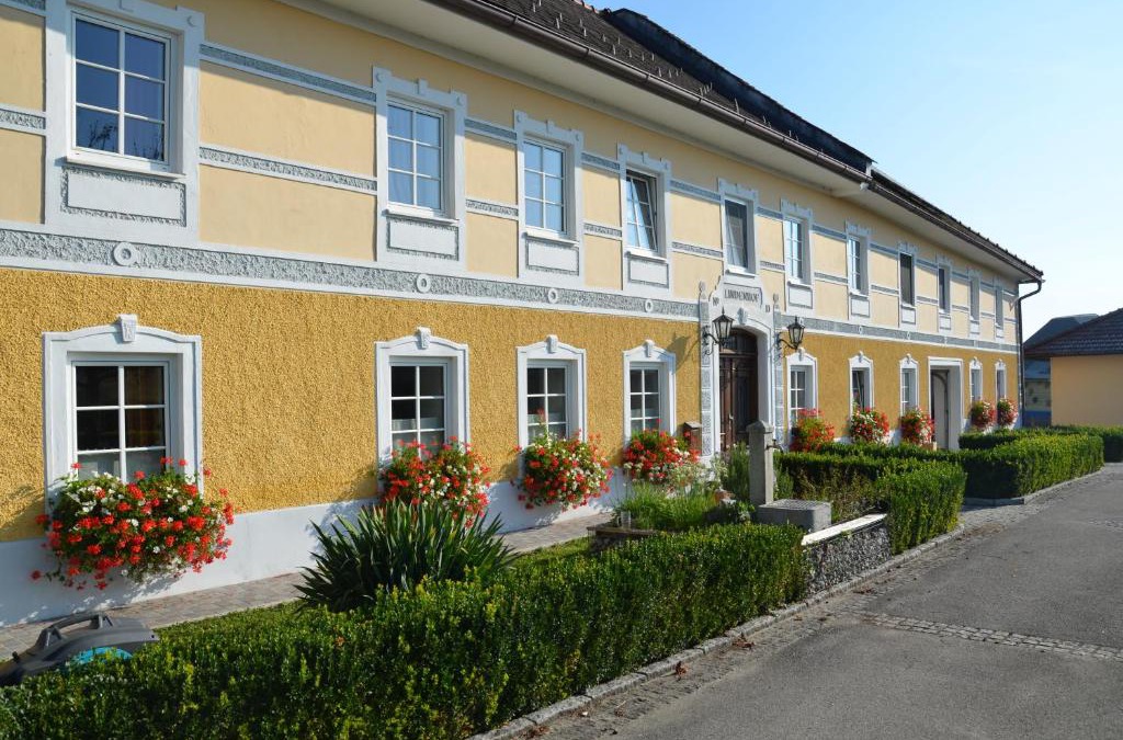 Haag House | Lindenhof- Fam. Forstmayr