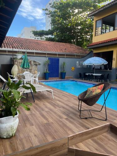 Mongagua House | Lindo Sobrado Amarelo -próximo a praia