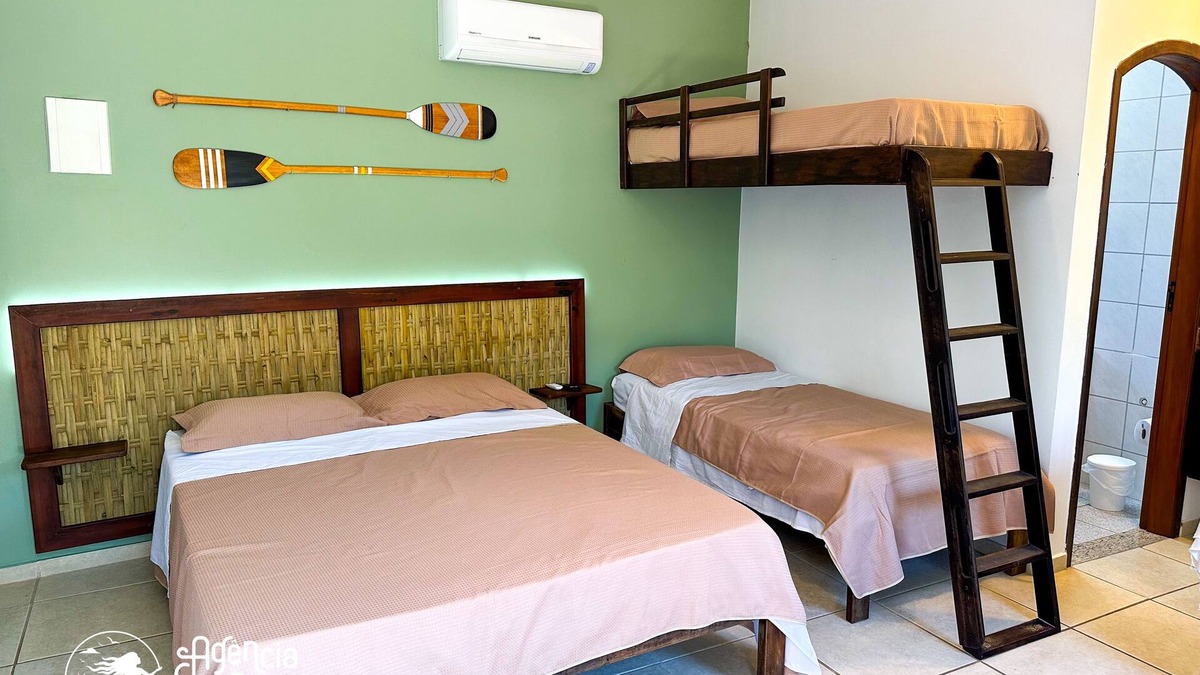 Centro Comercial Apartment | Lindo Studio com Copa e Varanda à 150m da Praia do Perequê