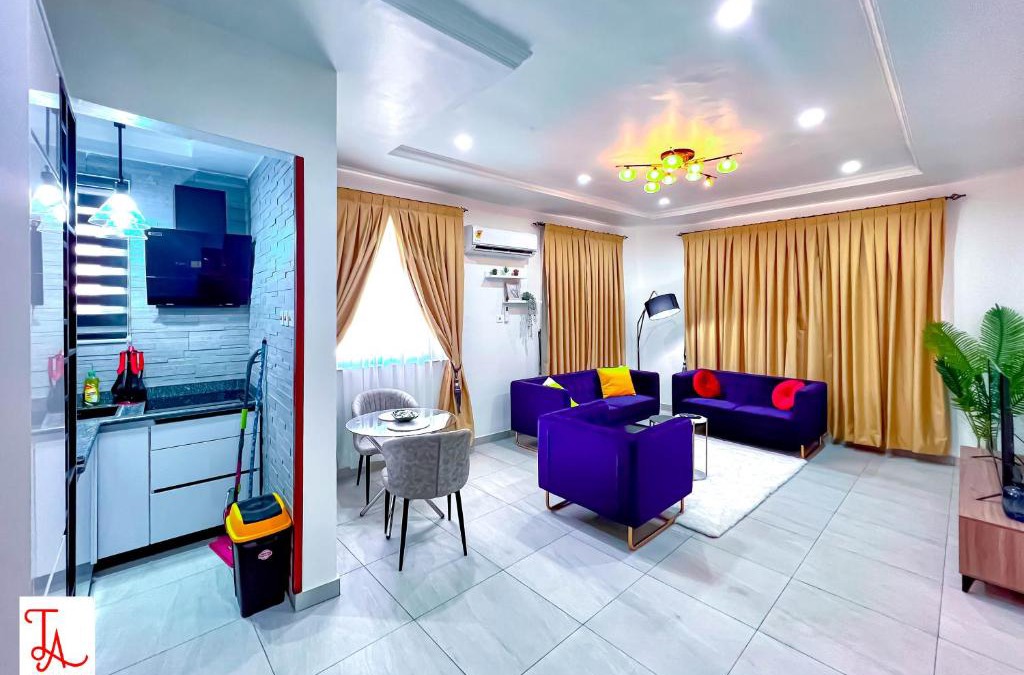 Accra Apartment | Lindsay Apartments - Goldie Block