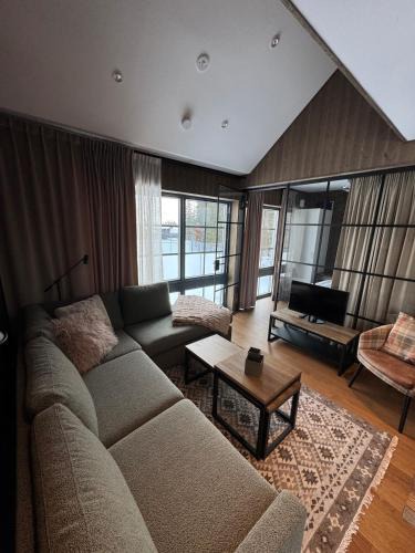 Salen Apartment | Lindvallen Ski Resort Pool and Padel - Sauna - 6 Guests