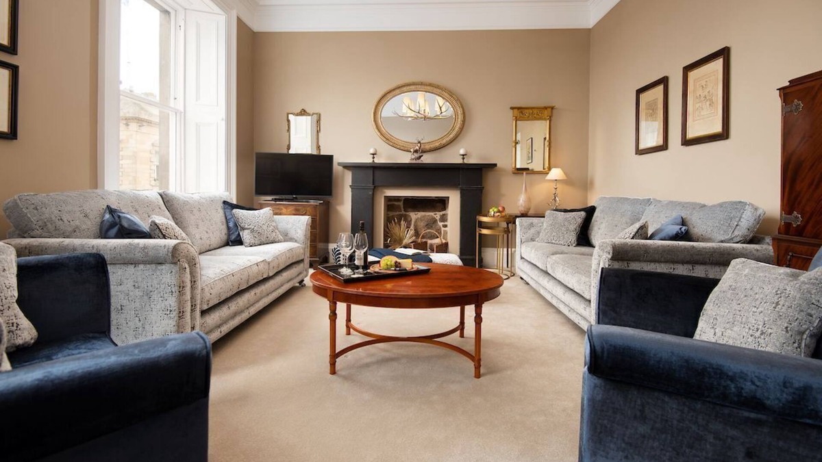 Kelso Apartment | LINEN HOUSE & THE SCOTT APARTMENT - townhouse apartment in Kelso