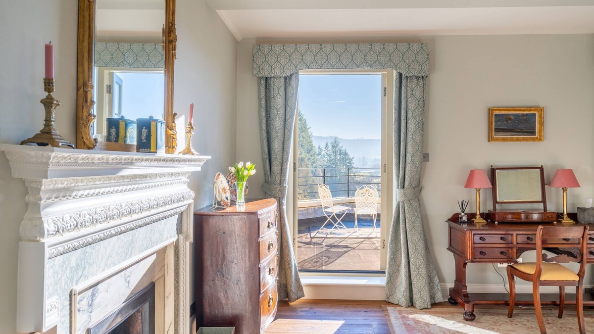 Aymestrey Cottage | Lingen Hall is an opulent luxury retreat in a truly tranquil setting, sleeping up to 26